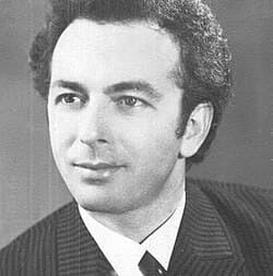 Февзи Билялов — крымскотатарский автор