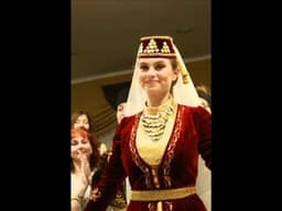 Kalenin Tubinde — Эмине Мустафаева